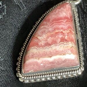 Sterling Silver and Pink Agate Pendant Necklace With 925 sixteen inch chain